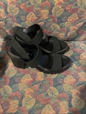 Madden Girl Black Chunky Lug-Sole Strappy Block Heels